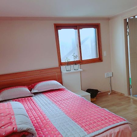 Honey House Hotel Busan Eksteriør billede