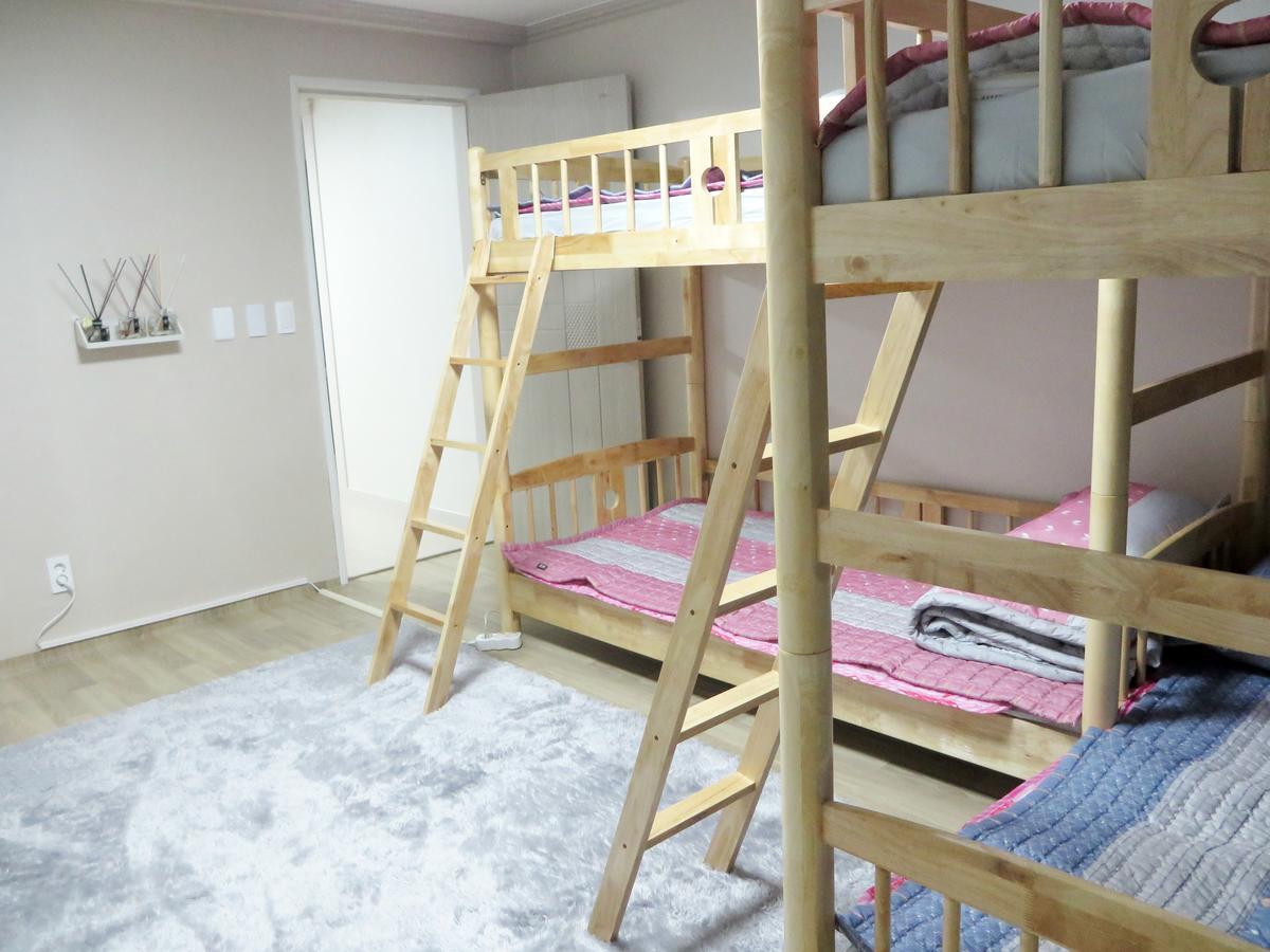 Honey House Hotel Busan Eksteriør billede