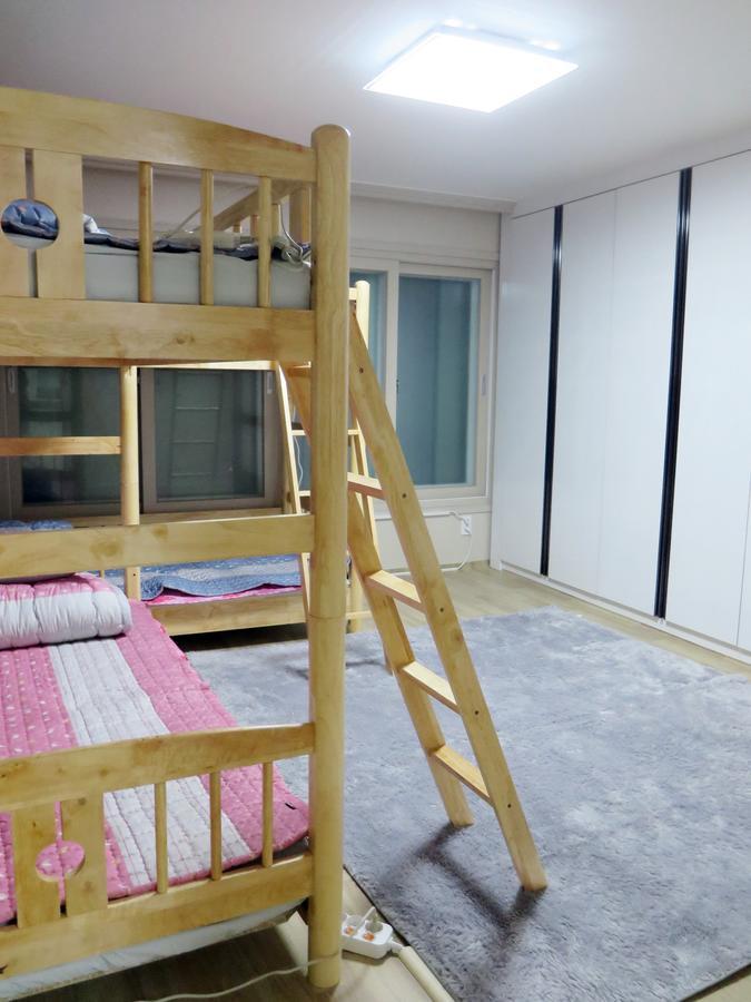 Honey House Hotel Busan Eksteriør billede