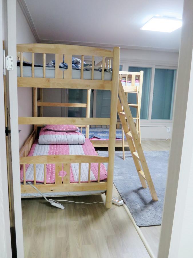 Honey House Hotel Busan Eksteriør billede